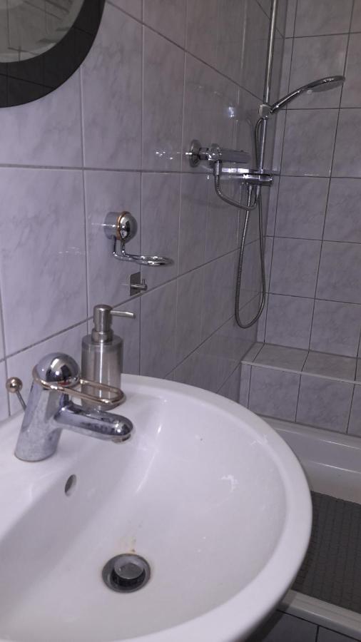 Schone 2Raumwohnung In Perfekter Lage Mönchengladbach Extérieur photo